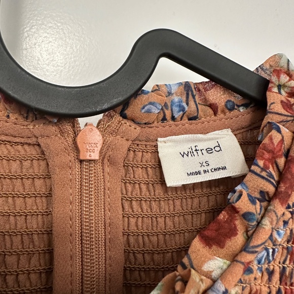 Aritzia Wilfred Tempest Blouse, XS - Picture 3 of 4